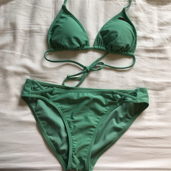 roxy green bikini